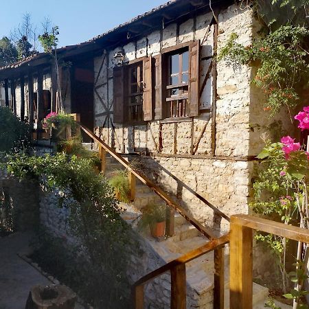 Apartamento Demeter Rose Stonehouse Pansion Antalya Exterior foto