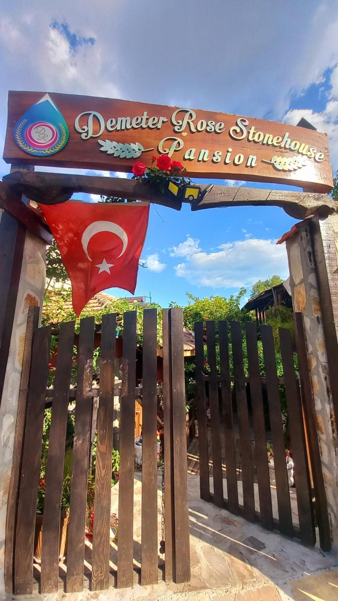 Apartamento Demeter Rose Stonehouse Pansion Antalya Exterior foto